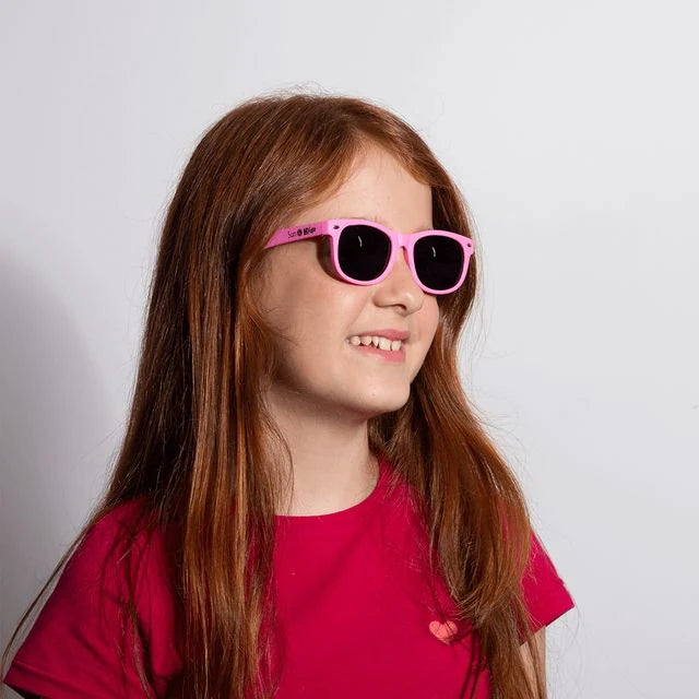 SunKidsサングラスをかけた子ども