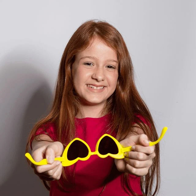 SunKidsサングラスをかけた子ども
